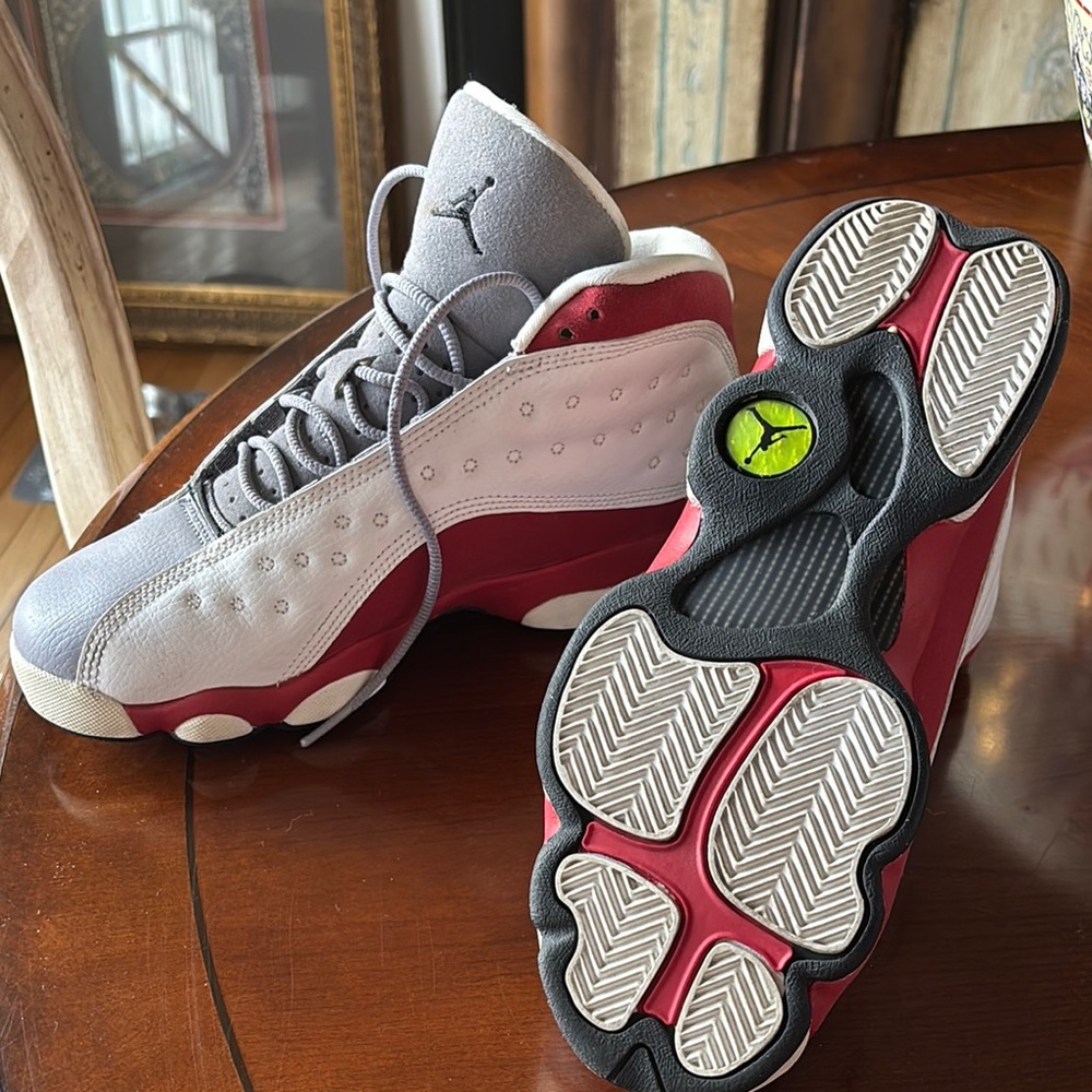 Jordan Retro 13 Red and Gray Youth shoes